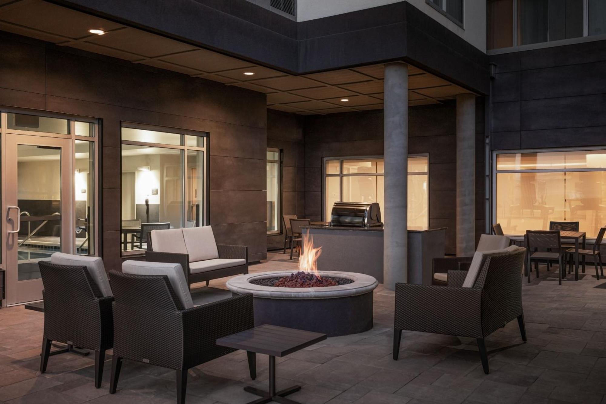 Residence Inn By Marriott Denver Aurora Buitenkant foto
